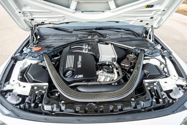 2018 BMW M3 - Image 28