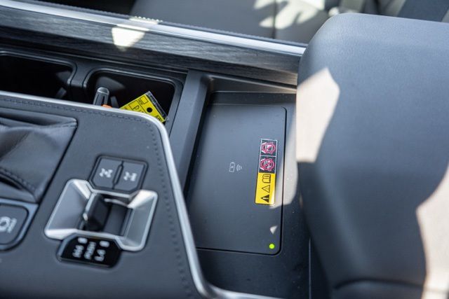 2024 LEXUS GX - Image 29