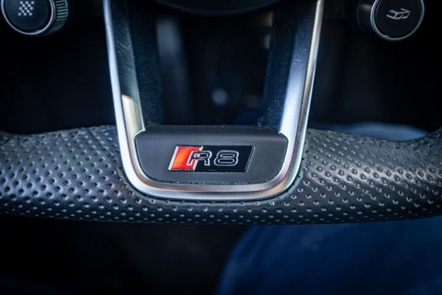 2018 AUDI R8 - Image 26