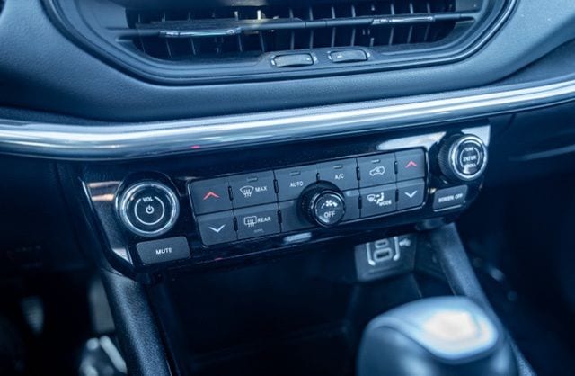 2023 JEEP COMPASS - Image 33