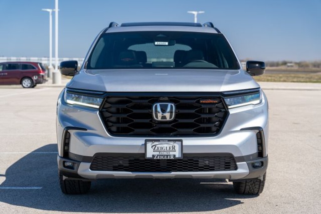 New 2025 Honda Pilot TrailSport SUV