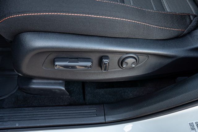 2025 HONDA CR-V - Image 17