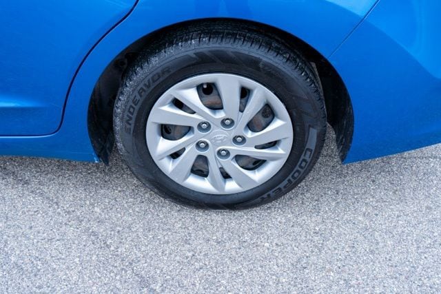 2018 HYUNDAI ELANTRA - Image 10