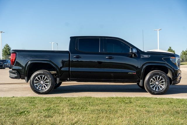 2023 GMC SIERRA - Image 8