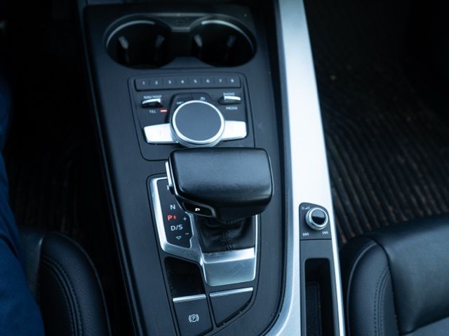 2017 AUDI A4 - Image 23