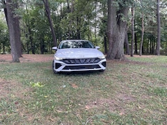 2025 Hyundai Elantra Limited Sedan