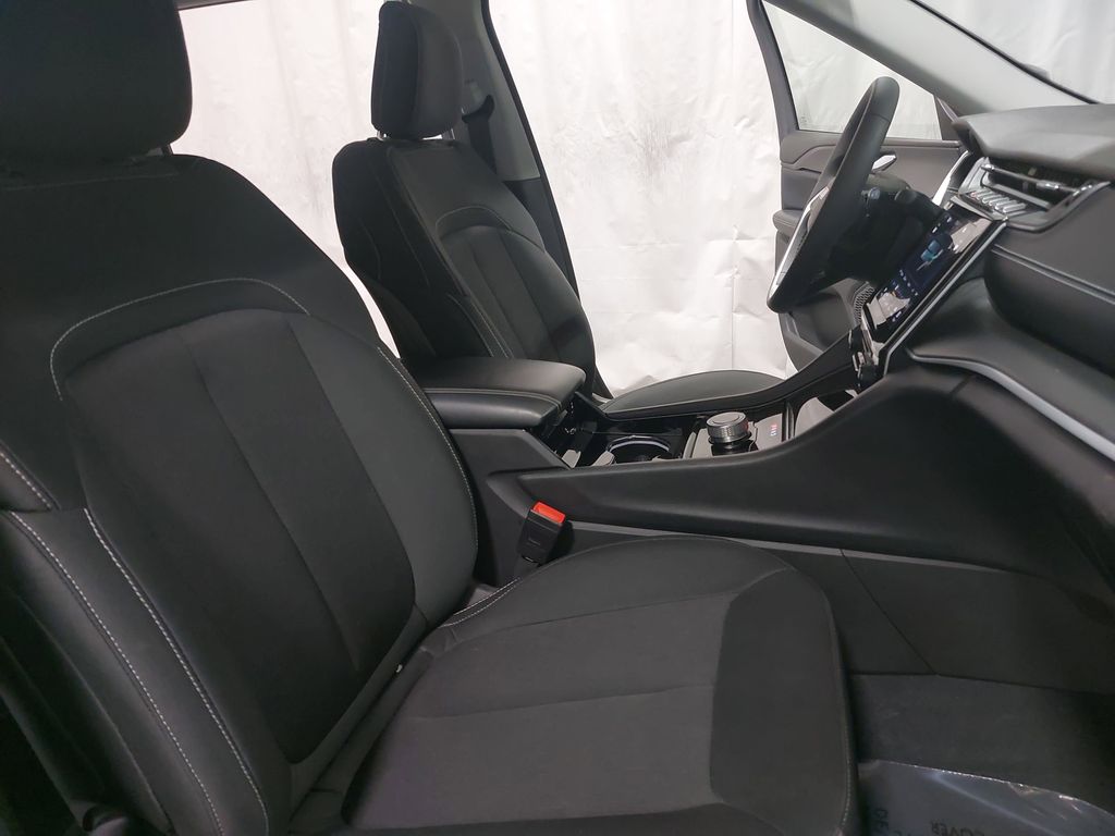 2023 JEEP GRAND CHEROKEE - Image 10