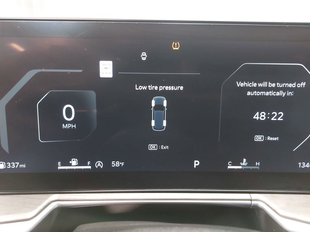 2025 KIA SORENTO - Image 20