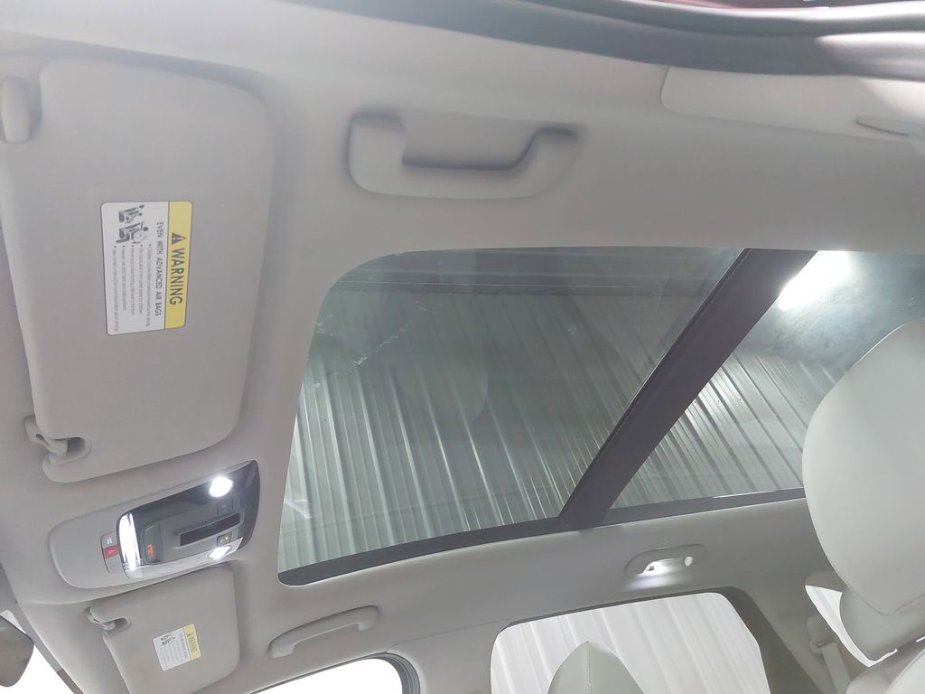 2024 KIA SORENTO - Image 33