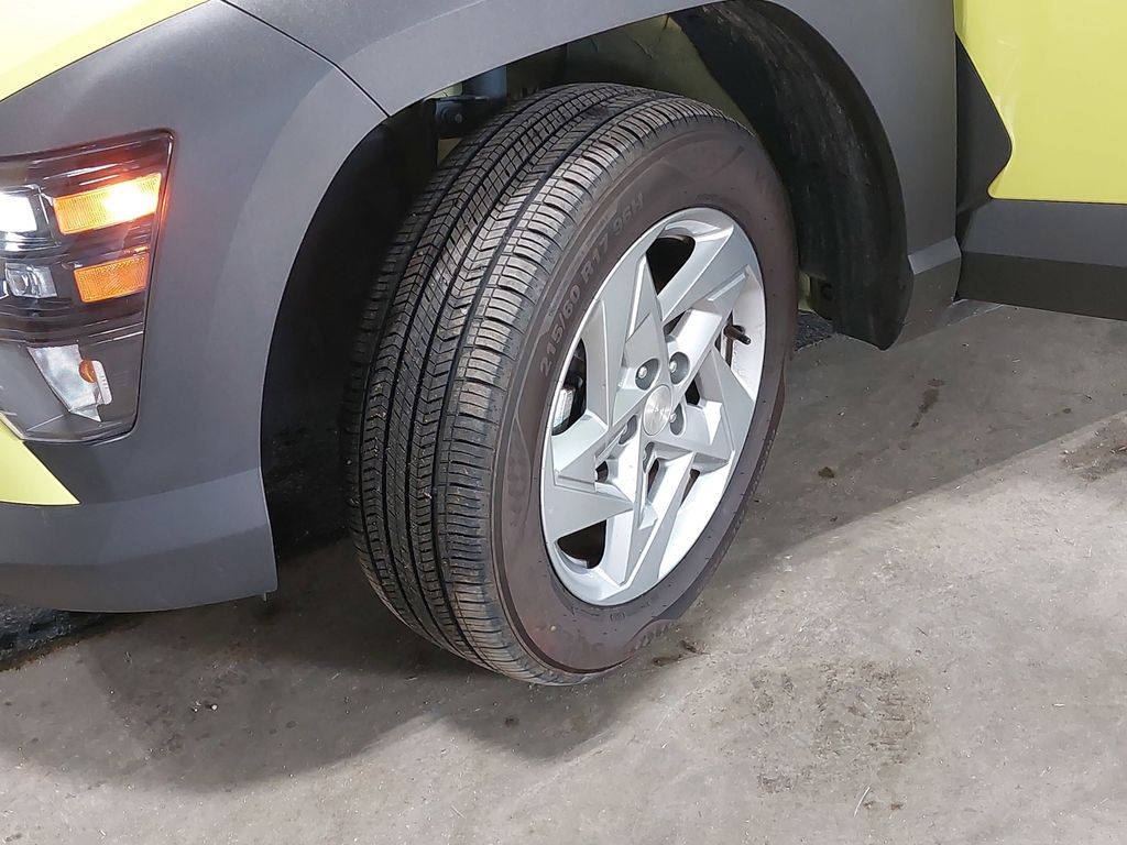 2024 HYUNDAI KONA - Image 31