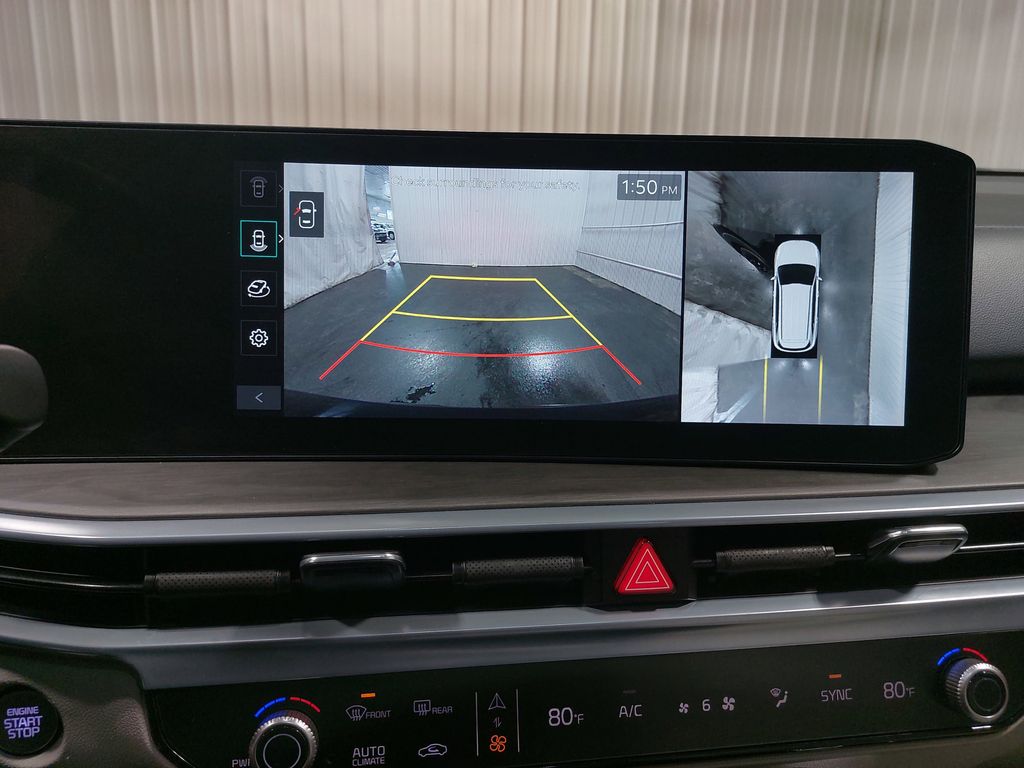 2025 KIA SORENTO - Image 26