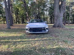 2026 Hyundai Sonata Hybrid Limited Sedan