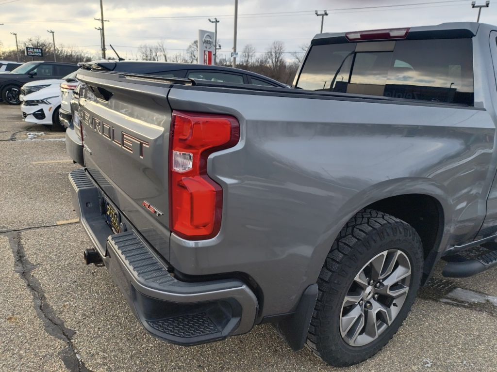2019 CHEVROLET SILVERADO - Image 2