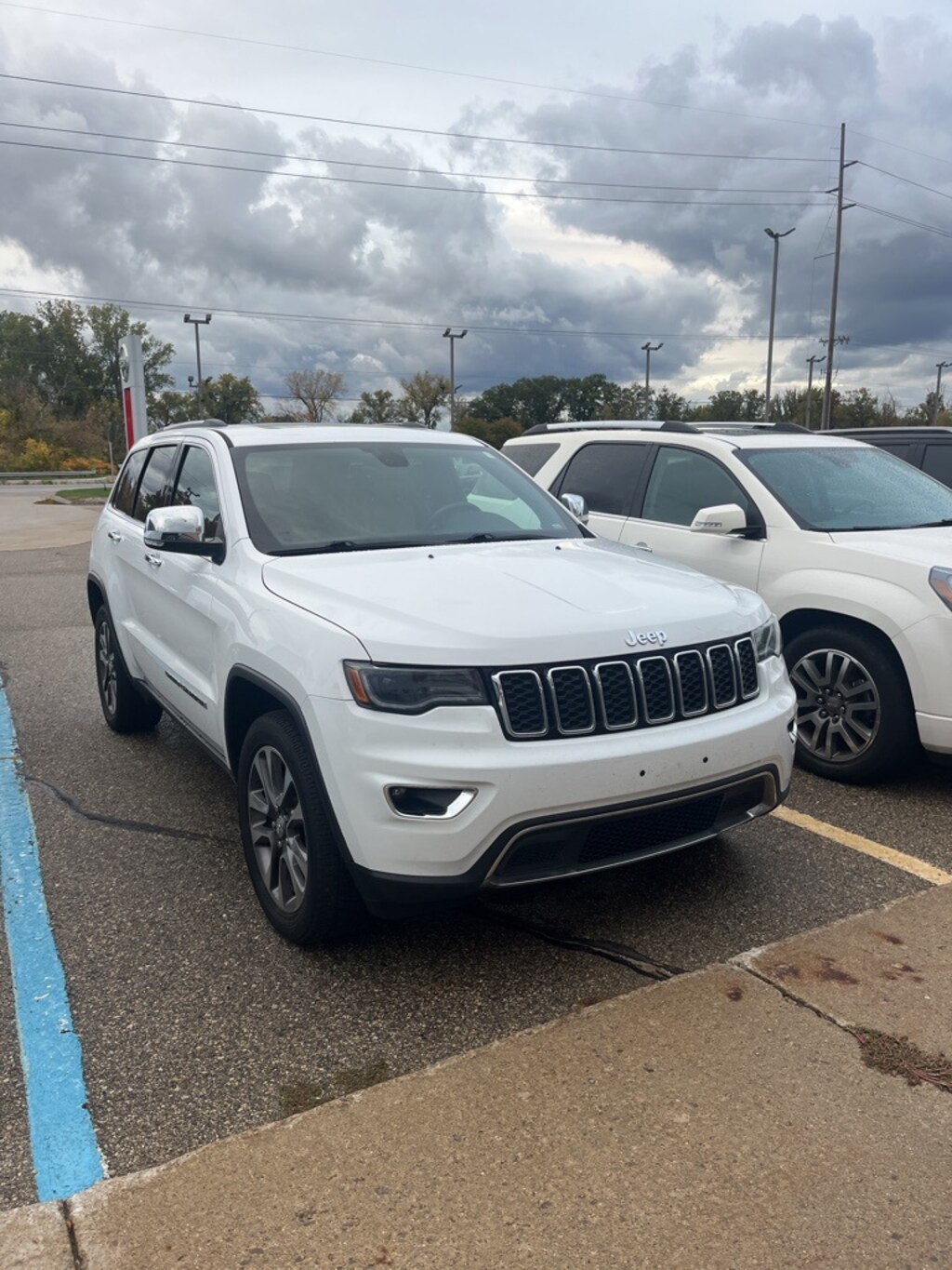 Used 2018 Jeep Grand Cherokee Limited 4x4 SUV