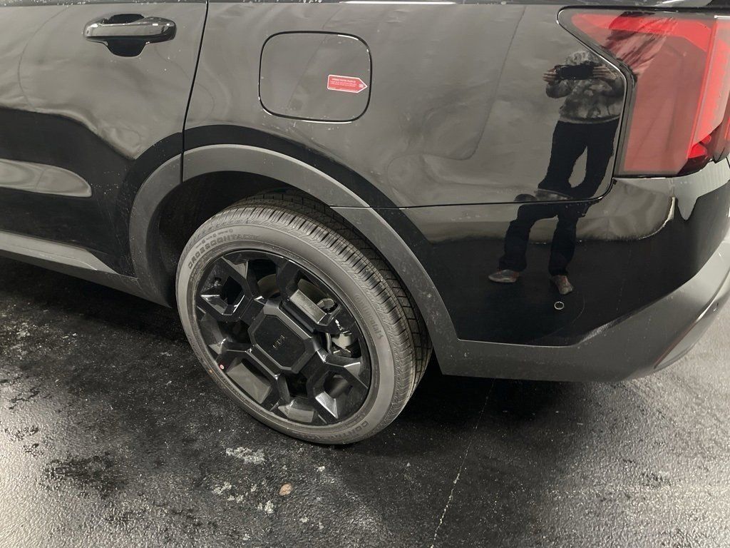 2025 KIA SORENTO - Image 43