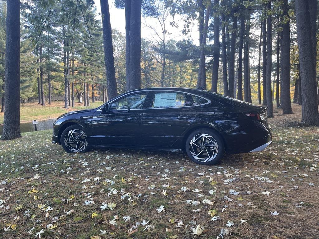 New 2026 Hyundai Sonata SEL Sport Sedan