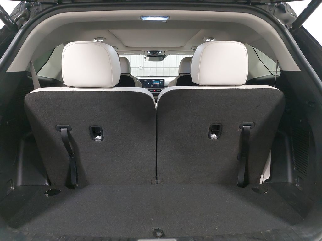 2025 KIA SORENTO - Image 13