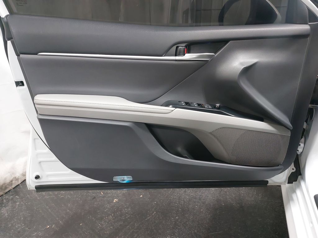 2019 TOYOTA CAMRY - Image 27