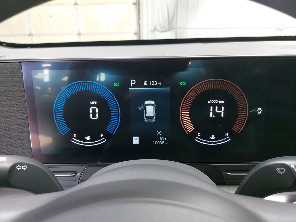 2024 HYUNDAI KONA - Image 18