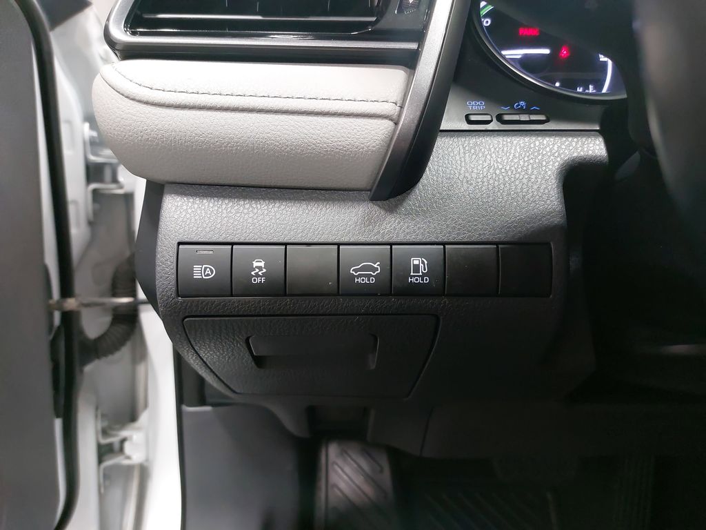 2019 TOYOTA CAMRY - Image 26