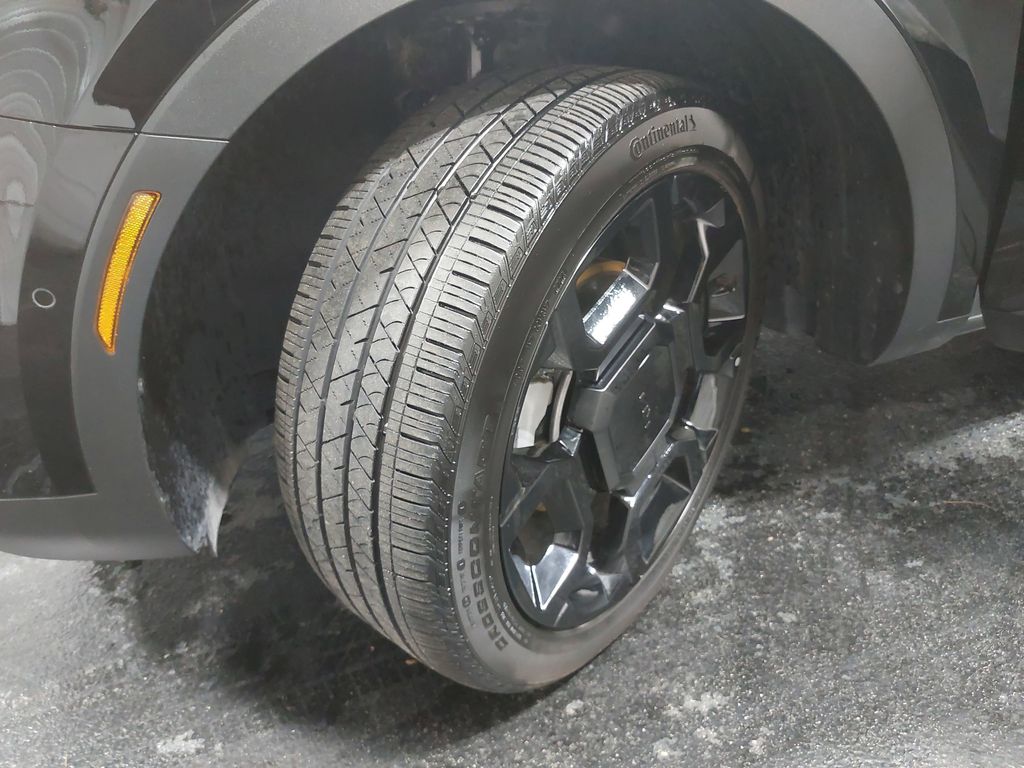 2025 KIA SORENTO - Image 35