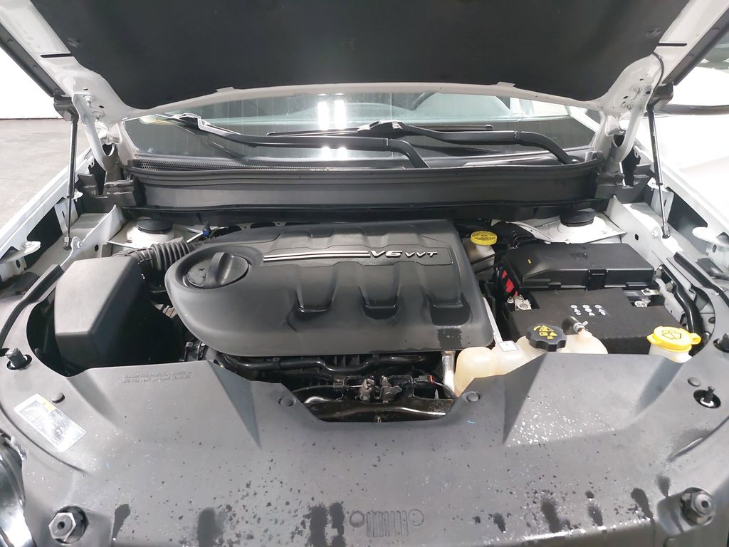 2019 JEEP CHEROKEE - Image 30