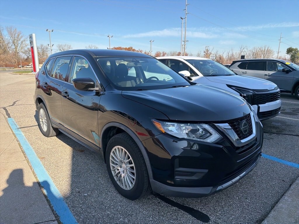 Used 2018 Nissan Rogue S SUV