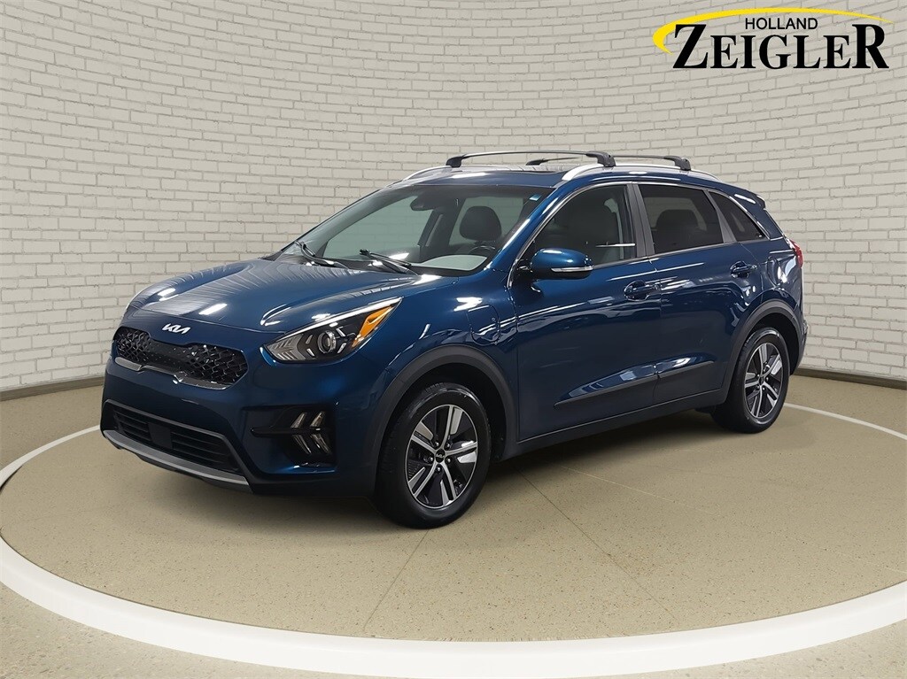 Used 2022 Kia Niro Plug-In Hybrid EX Premium SUV