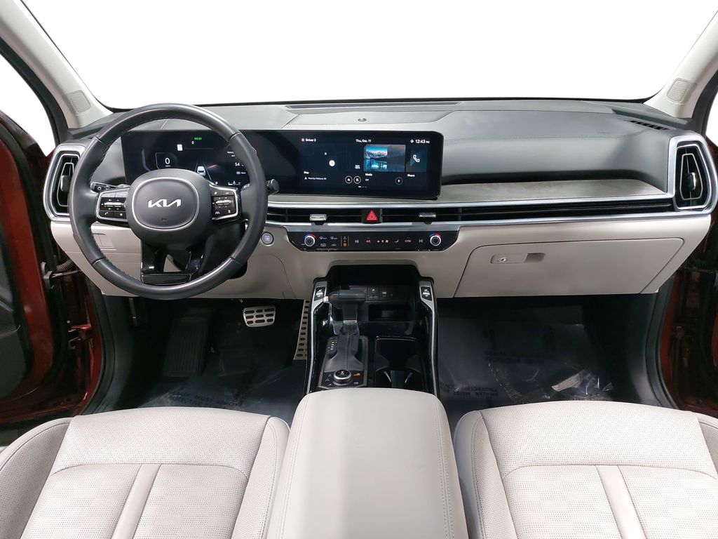 2024 KIA SORENTO - Image 9
