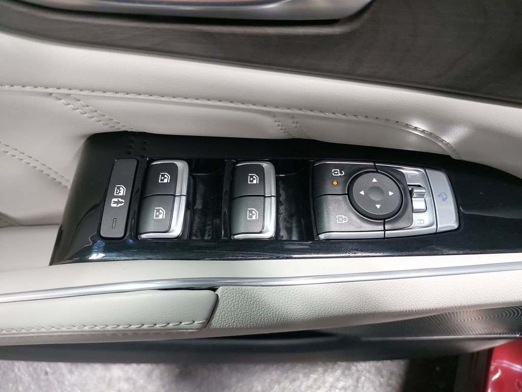 2024 KIA SORENTO - Image 31