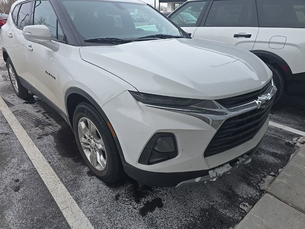 2019 CHEVROLET BLAZER - Image 2