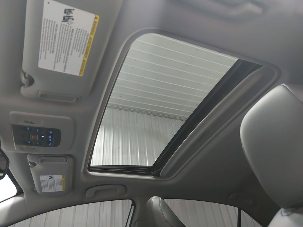 2019 TOYOTA CAMRY - Image 30