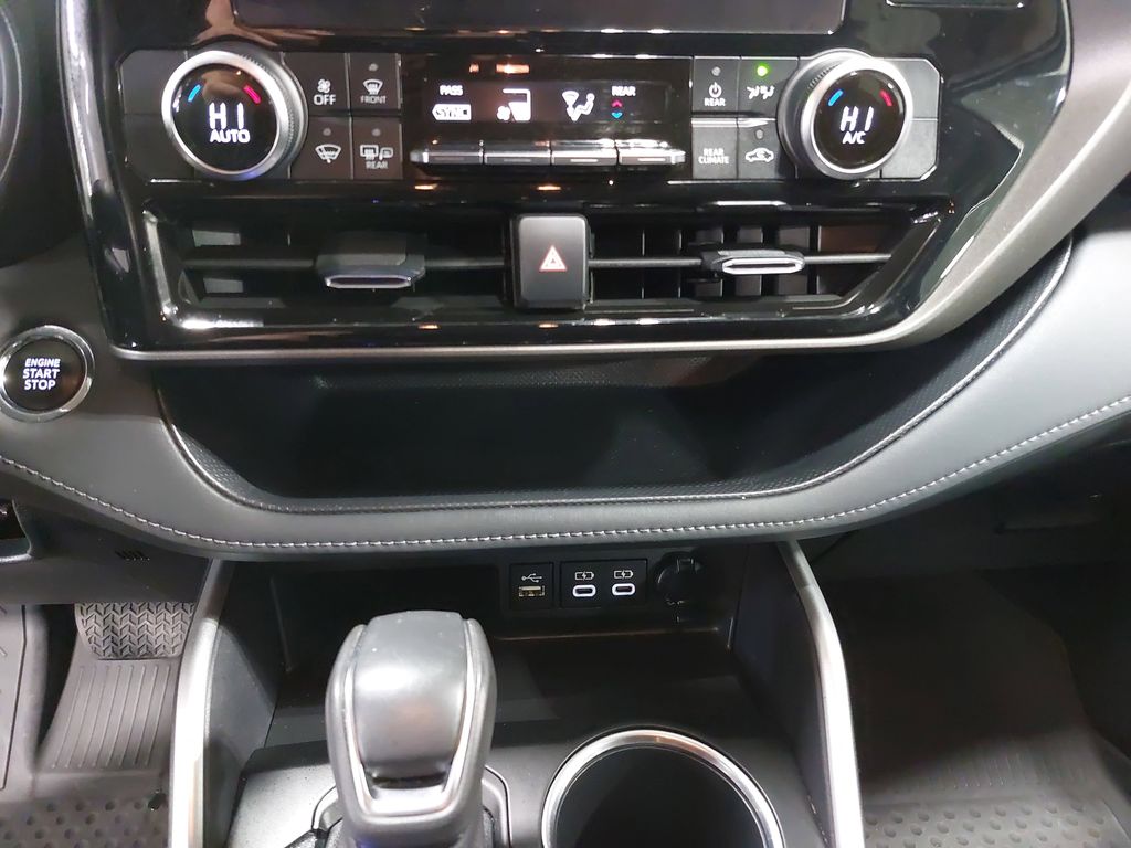 2023 TOYOTA HIGHLANDER - Image 25