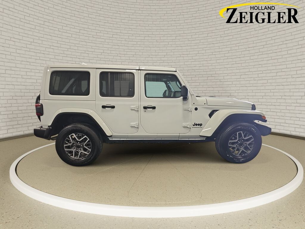 Used 2025 Jeep Wrangler Sahara SUV