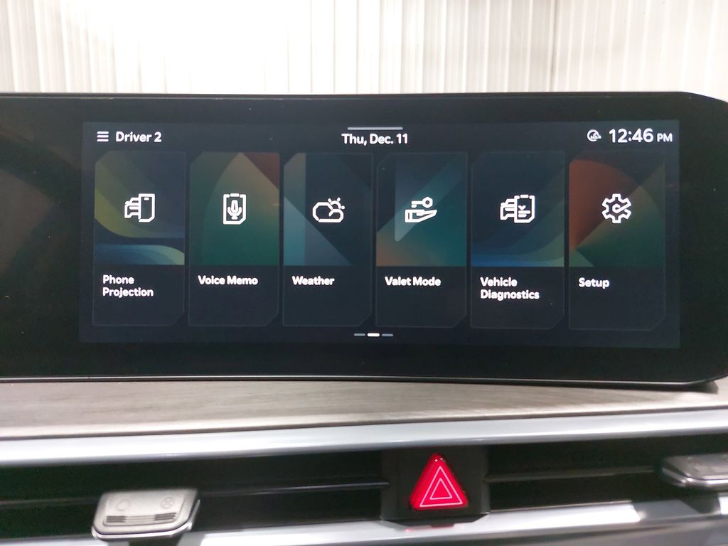 2024 KIA SORENTO - Image 25