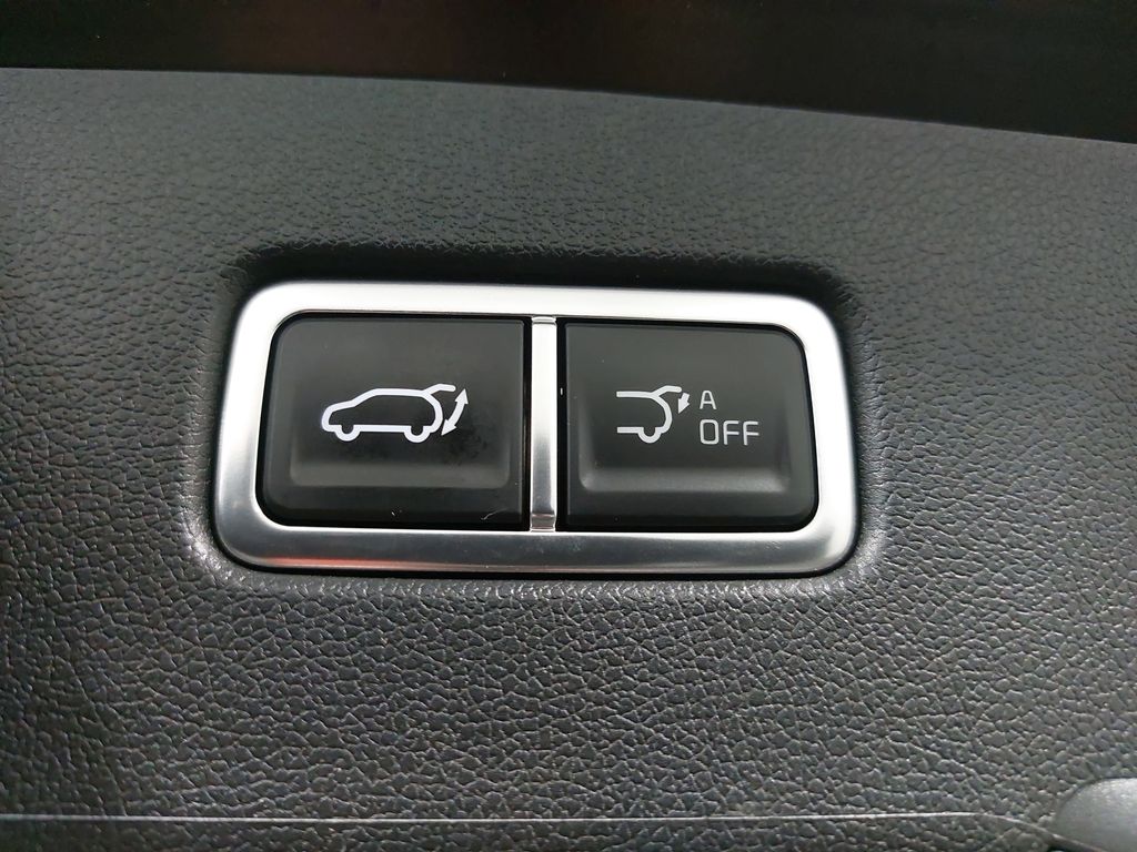 2025 KIA SORENTO - Image 14