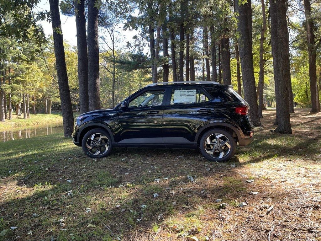 New 2026 Hyundai Venue SEL SUV