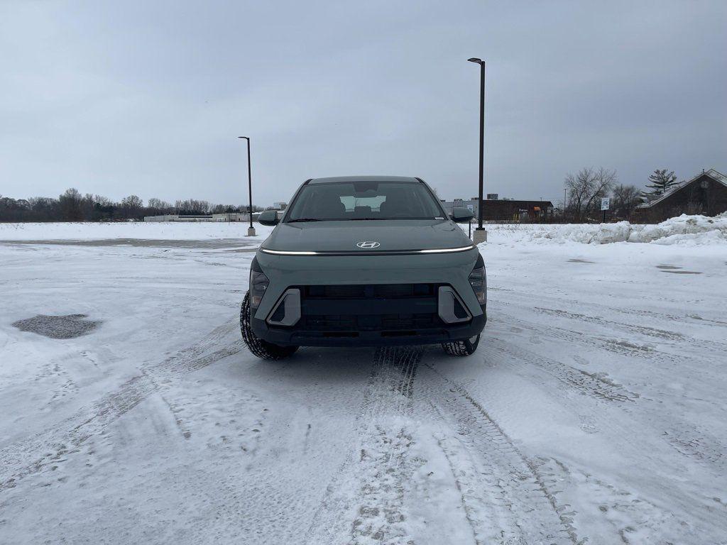 2026 Hyundai Kona SE's photo