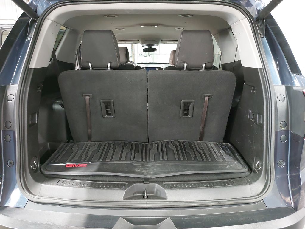 2018 GMC ACADIA - Image 13