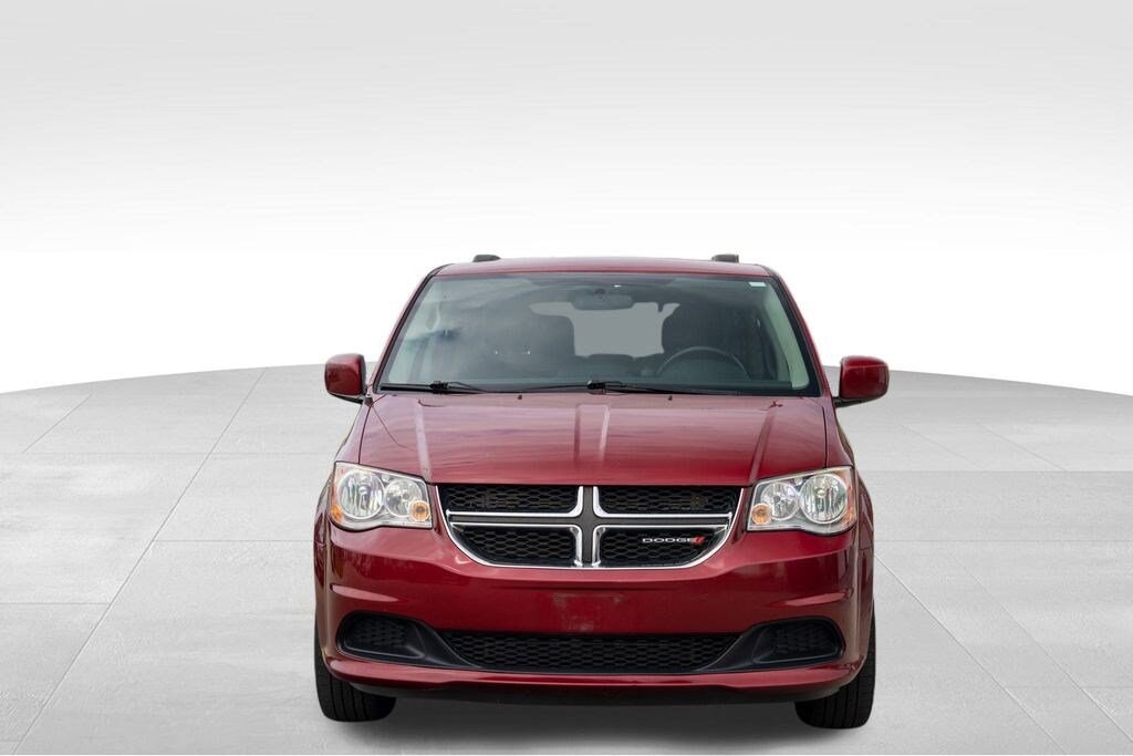 2016 Dodge Grand Caravan SXT photo 2