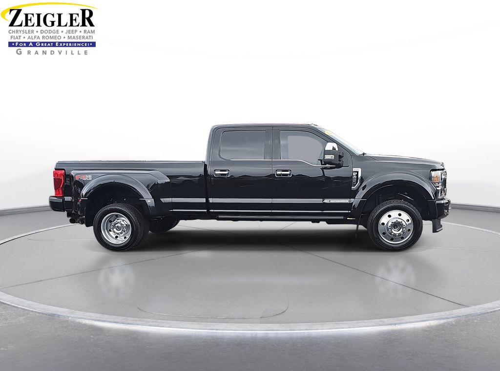 2020 Ford F-450 Platinum photo 4