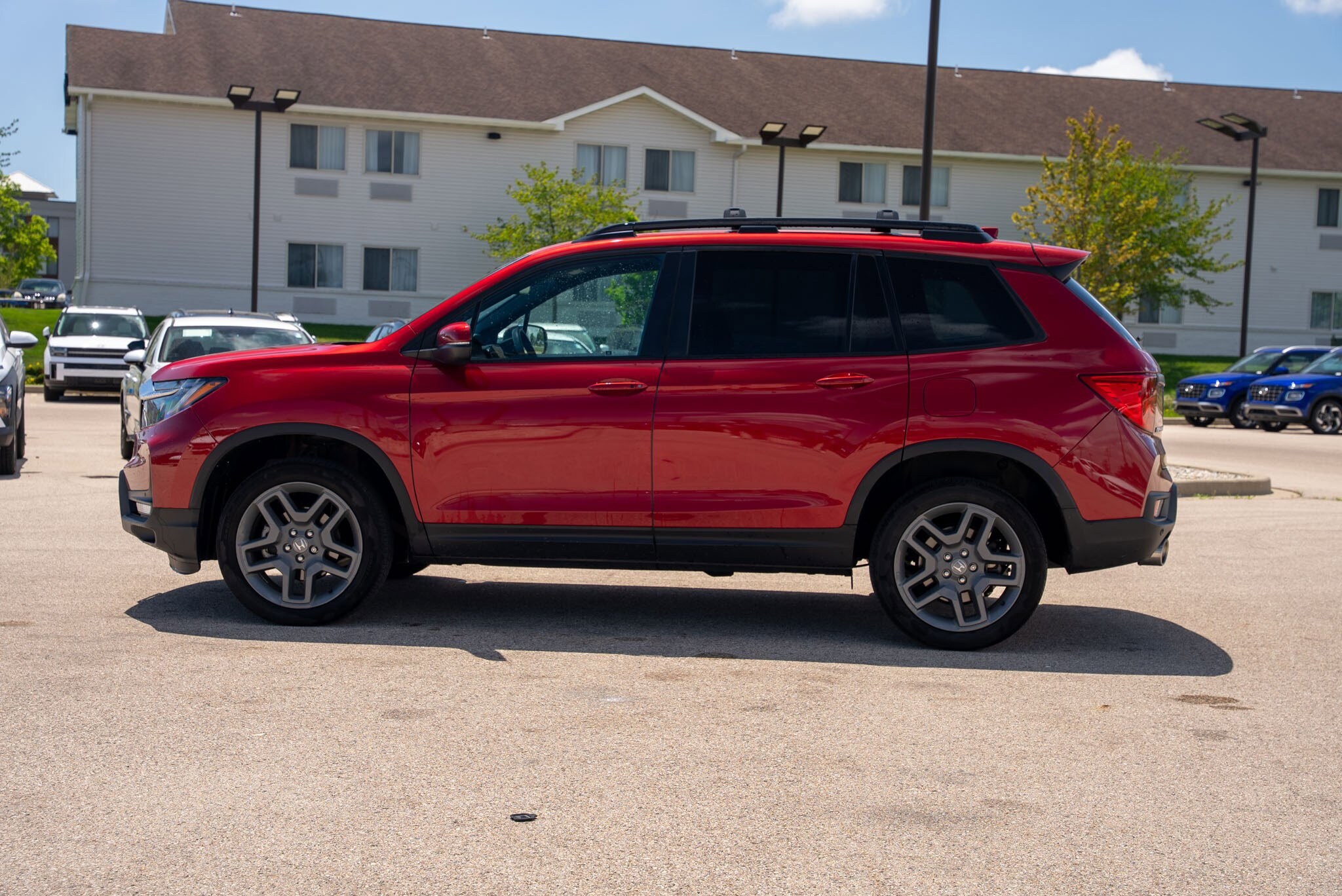 2023 Honda Passport EX-L photo 2