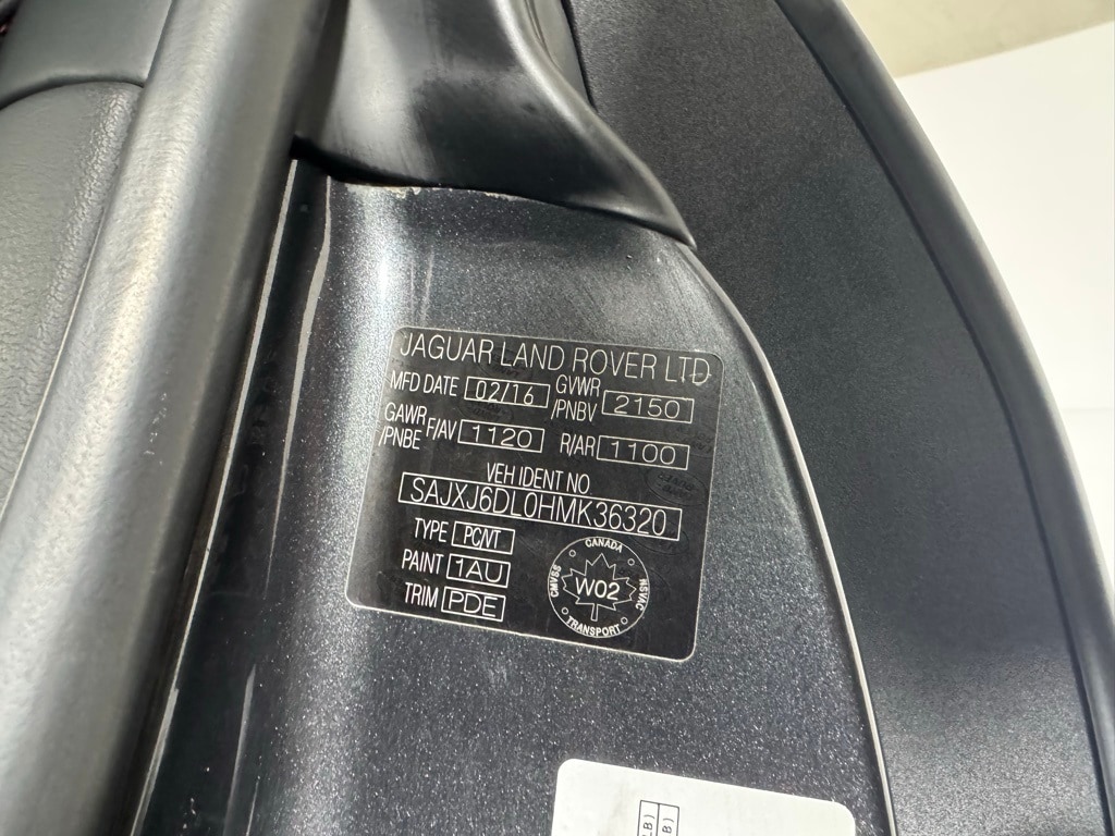 2017 JAGUAR F-TYPE - Image 35