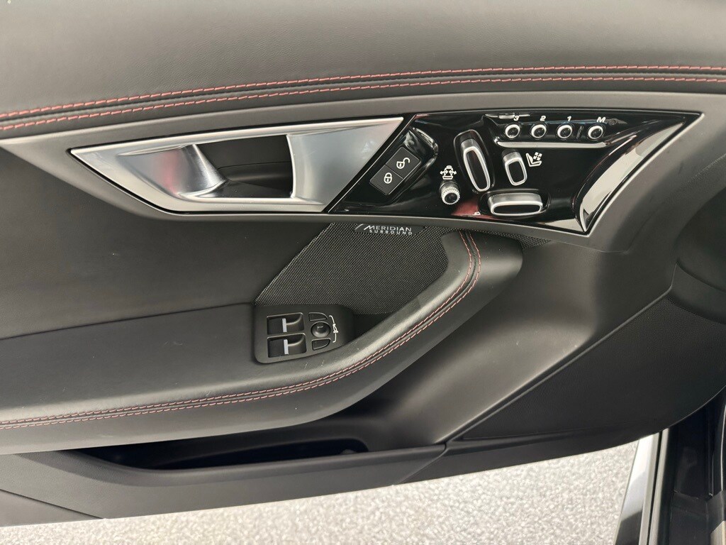 2017 JAGUAR F-TYPE - Image 13