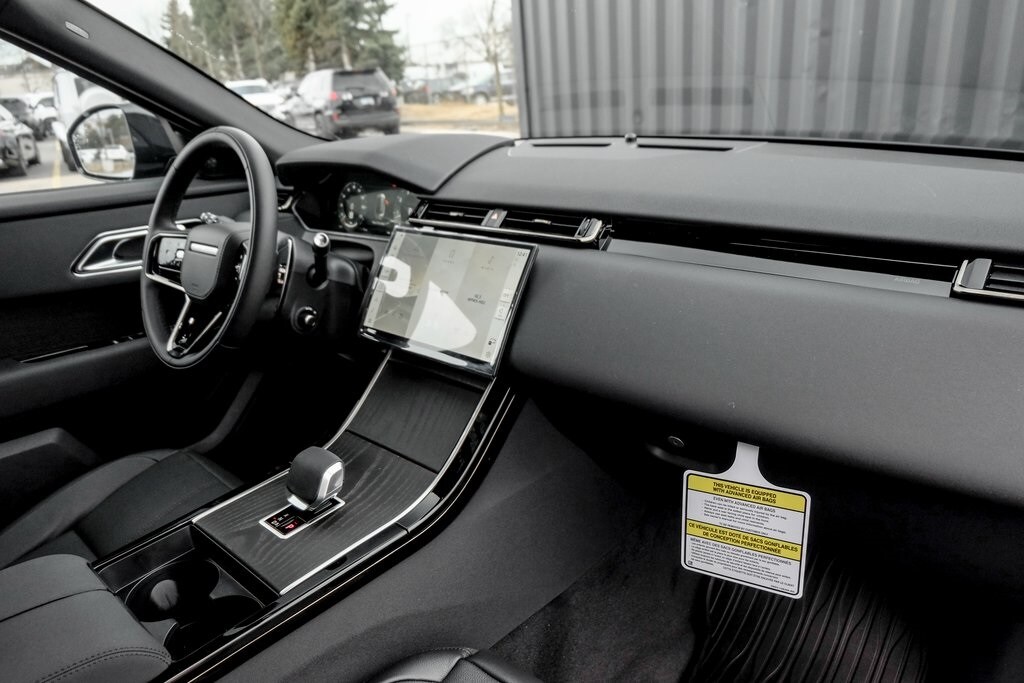 2026 LAND ROVER RANGE ROVER VELAR - Image 22
