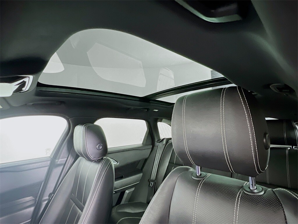 2019 LAND ROVER RANGE ROVER VELAR - Image 23