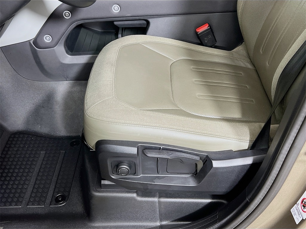 2021 LAND ROVER DEFENDER - Image 20