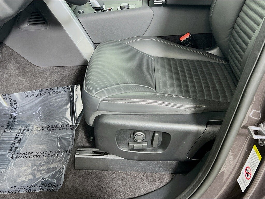 2025 LAND ROVER DISCOVERY - Image 20