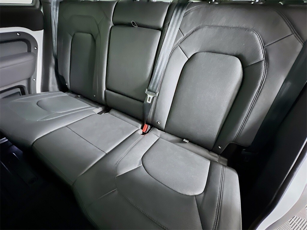 2023 LAND ROVER DEFENDER - Image 26