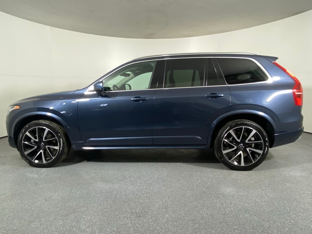 2022 VOLVO XC90 - Image 8